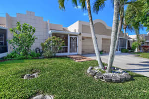 9070 Fairbanks Ln APT 4, Boca Raton, FL 33496, Sold 04/18/22