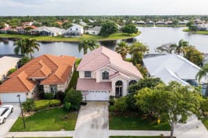 4976 SE Mariner Village Ln, Stuart, FL 34997, Sold 08/19/22