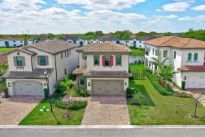 11852 SW 13th Ct, Pembroke Pines, FL 33025, Sold 06/27/22