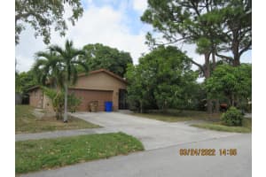 379 SW 30th Terrace, Deerfield Beach, FL 33442, Sold 05/11/22