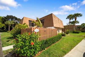 5982 SE Riverboat Dr #533, Stuart, FL 34997, Sold 04/13/22