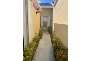 4571 Amherst Dr APT 99, West Palm Beach, FL 33417, Sold 05/13/22