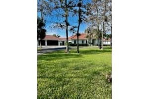 14913 Paddock Dr, Wellington, FL 33414, Sold 10/28/22