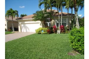 2095 NW Marsh Rabbit Ln, Jensen Beach, FL 34957, Sold 04/27/22