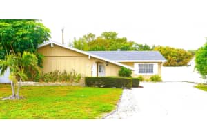 712 Ave Chaumont, Delray Beach, FL 33445, Sold 04/27/22