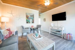 30 Andrews Ave 13 b, Delray Beach, FL 33483, Sold 05/20/22