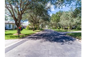 826 Forest Glen Ln, Wellington, FL 33414, Sold 07/07/22