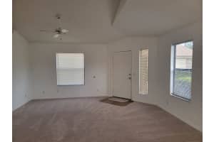 2829 Stoneway Ln d, Fort Pierce, FL 34982, Sold 04/26/22
