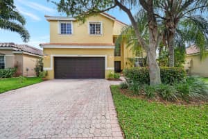 1104 Cedar Falls Dr, Weston, FL 33327, Sold 05/25/22