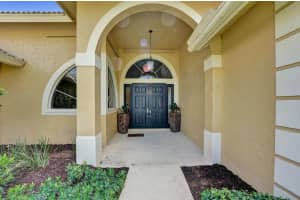 15950 Meadow Wood Dr, Wellington, FL 33414, Sold 06/02/22