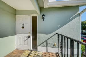 531 Waterside Dr, Hypoluxo, FL 33462, Sold 06/15/22