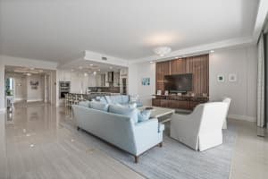 2700 Donald Ross Rd #305, Palm Beach Gardens, FL 33410, Sold 04/13/22