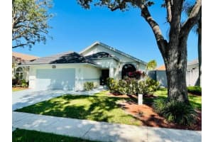 182 Temple Ave, Boynton Beach, FL 33436, Sold 10/07/22