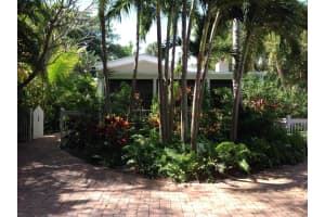 617 SE Atlantic Dr, Lantana, FL 33462, Sold 04/26/22