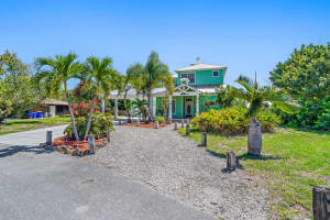 8313 SE Cumberland Cir, Hobe Sound, FL 33455, Sold 08/02/22