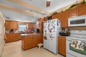 1035 S Federal Hwy #208, Delray Beach, FL 33483, Sold 06/13/22