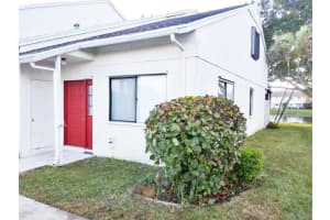 2601 Canalside Dr, Greenacres, FL 33463, Sold 04/29/22