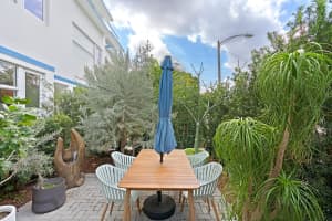 1208 Lake Ave, West Palm Beach, FL 33401, Sold 06/02/22