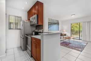 632 Trace Cir APT 203, Deerfield Beach, FL 33441, Sold 05/09/22