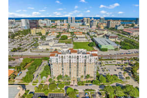 616 Clearwater Park Rd #1, West Palm Beach, FL 33401, Sold 04/29/22