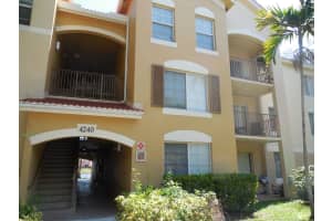 4240 San Marino Blvd APT 208, West Palm Beach, FL 33409, Sold 04/27/22