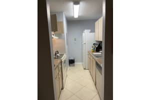 1140 Lake Victoria Dr m, Royal Palm Beach, FL 33411, Sold 04/20/22