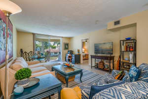 400 SE 10th St APT 212, Deerfield Beach, FL 33441, Sold 06/01/22