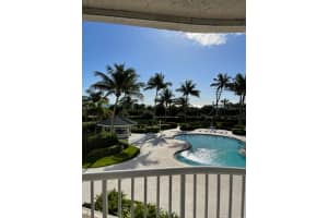 5051 N Hwy A1A Apt 3-1, Fort Pierce, FL 34949, Sold 05/20/22