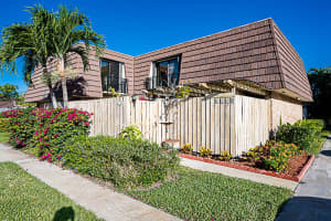 1410 14th Ln, Palm Beach Gardens, FL 33418, Sold 06/07/22
