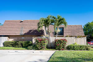 1410 14th Ln, Palm Beach Gardens, FL 33418, Sold 06/07/22