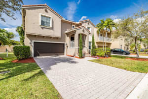 648 NW 127th Ave, Coral Springs, FL 33071, Sold 05/09/22