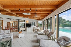 643 W Lakewoode Cir, Delray Beach, FL 33445, Sold 06/15/22