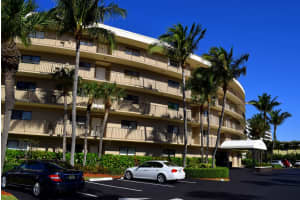 3605 S Ocean Blvd APT 116, South Palm Beach, FL 33480, Sold 08/15/22