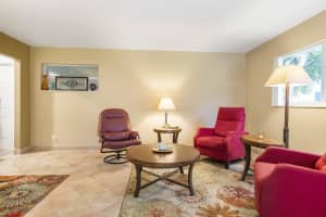 33 Colonial Club Dr, Boynton Beach, FL 33435, Sold 11/01/22