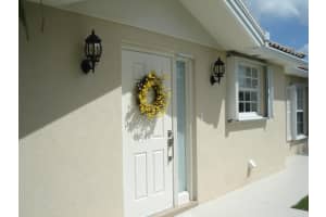 8272 SE Paurotis Ln, Hobe Sound, FL 33455, Sold 05/19/22