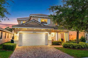 5952 SE Crooked Oak Ave, Hobe Sound, FL 33455, Sold 07/29/22