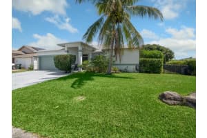 1172 Landings Run, Greenacres, FL 33413, Sold 04/29/22