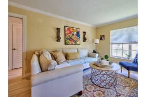 5540 Tamberlane Cir APT 313, Palm Beach Gardens, FL 33418, Sold 04/21/22