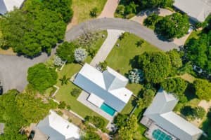 4 Via Lucindia Dr S, Stuart, FL 34996, Sold 04/26/22