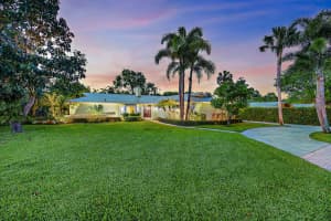 16 Via Lucindia Dr S, Stuart, FL 34996, Sold 07/07/22