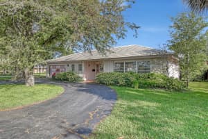1065 NW 5th St, Boca Raton, FL 33486, Sold 05/05/22