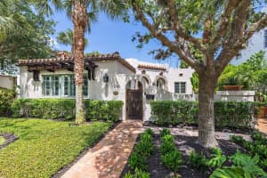 743 Biscayne Dr, West Palm Beach, FL 33401, Sold 06/01/22