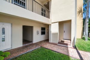 333 SE 20th Ave, Deerfield Beach, FL 33441, Sold 06/01/22