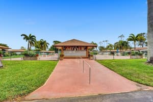 136 Mockingbird Ln, Delray Beach, FL 33445, Sold 05/13/22