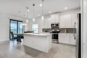 1114 Whitcombe Dr, Royal Palm Beach, FL 33411, Sold 05/11/22
