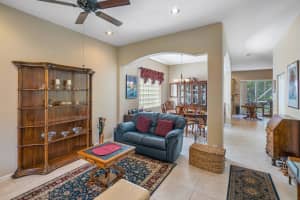 6633 Lurais Dr, Lake Worth Beach, FL 33463, Sold 06/01/22