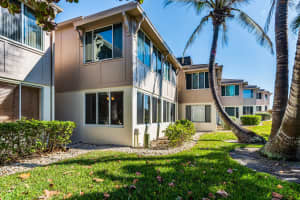 1501 NE Ocean Blvd APT 11, Stuart, FL 34996, Sold 06/30/22