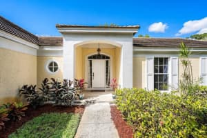 3810 Sabal Lakes Rd, Delray Beach, FL 33445, Sold 04/22/22