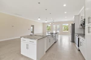 352 SW Vista Lake Dr, Port St. Lucie, FL 34953, Sold 05/18/22