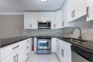 825 Center St #8d, Jupiter, FL 33458, Sold 04/26/22